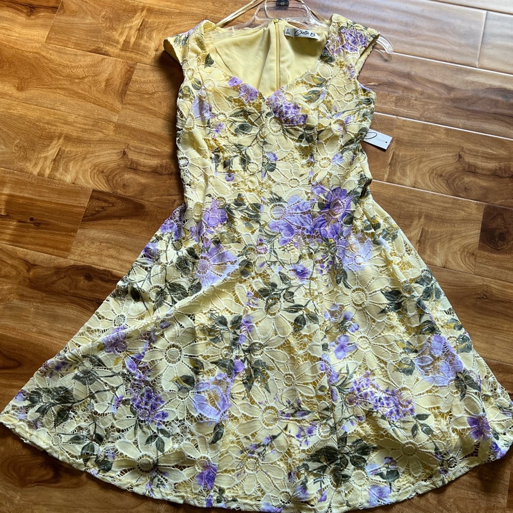 Yellow Floral Print Flared Dress by Chetta B - Sz 6 - NWT